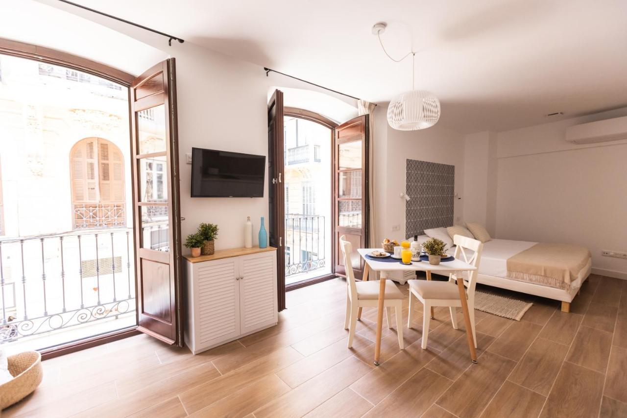 Apartamento Especeria Blue By #Cuatrocallesflats マラガ エクステリア 写真