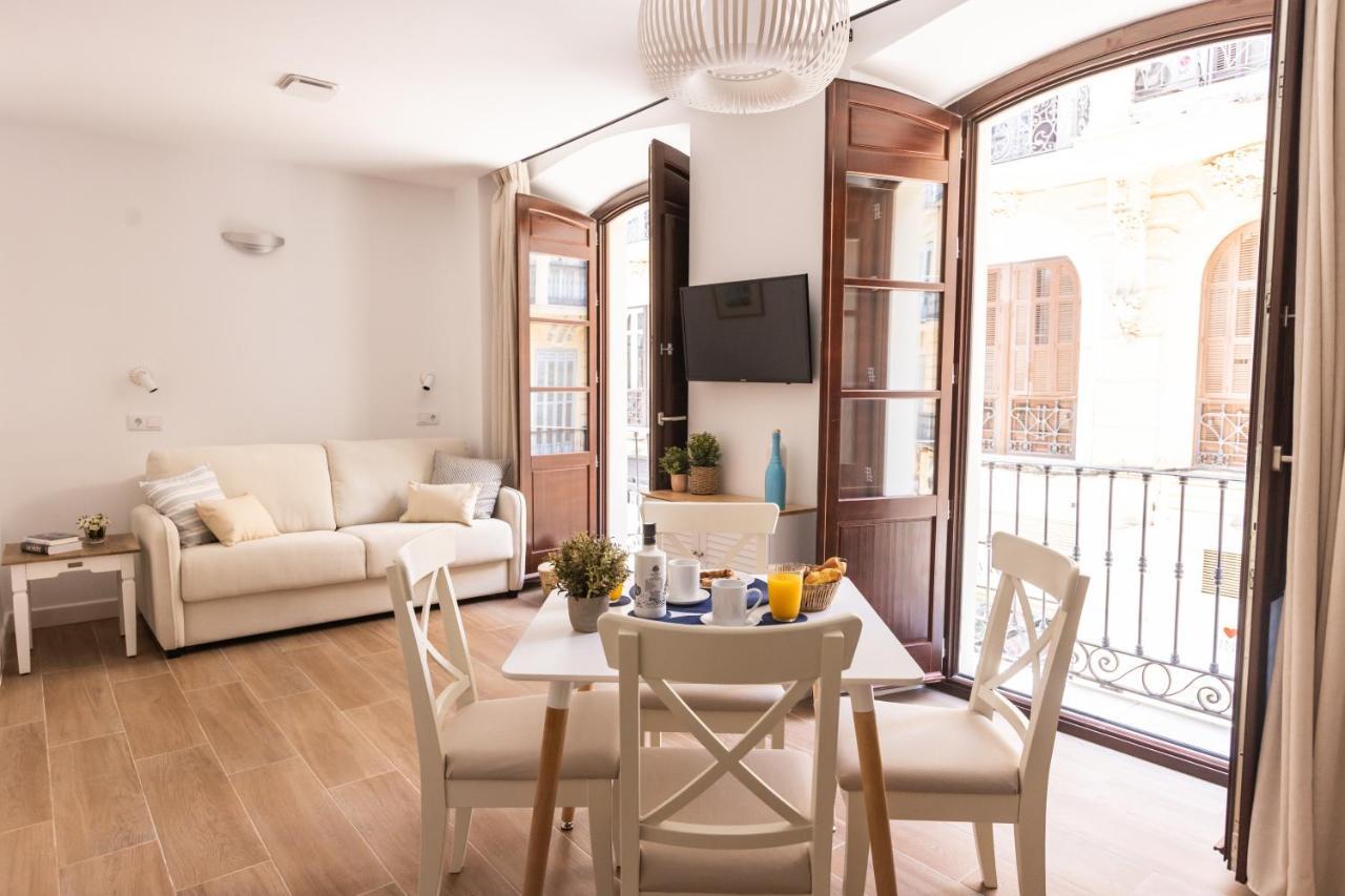 Apartamento Especeria Blue By #Cuatrocallesflats マラガ エクステリア 写真