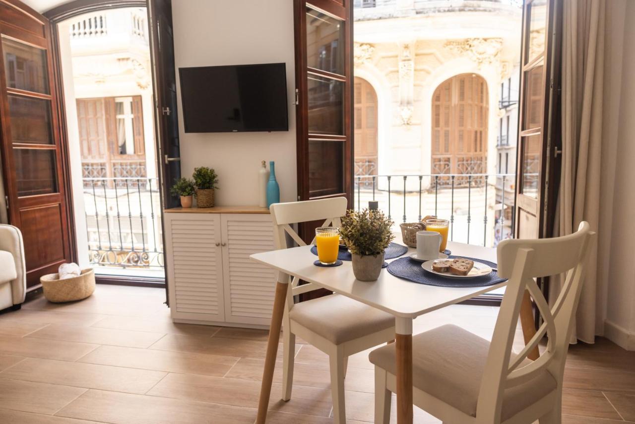 Apartamento Especeria Blue By #Cuatrocallesflats マラガ エクステリア 写真